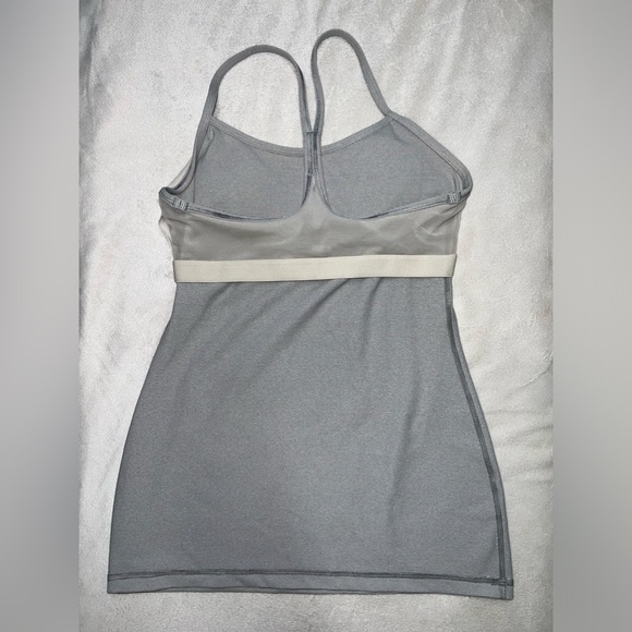 Lululemon Power Y Tank *Luon / Size 6 - Picture 8 of 9